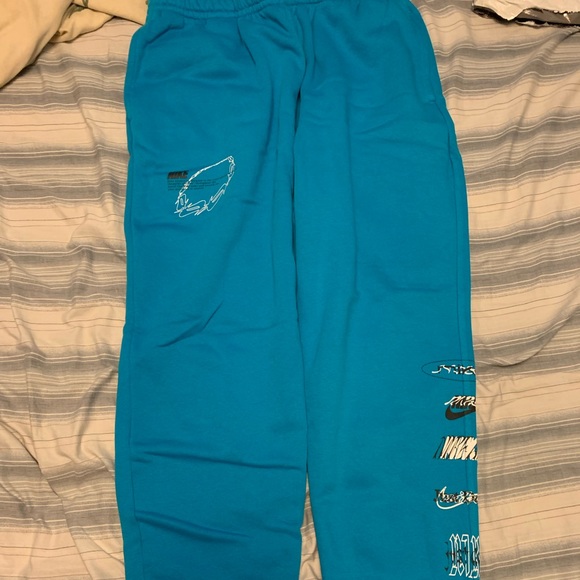 Blue Nike Sweats. never worn - Picture 1 of 2